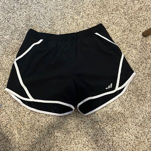 Black running shorts (L)